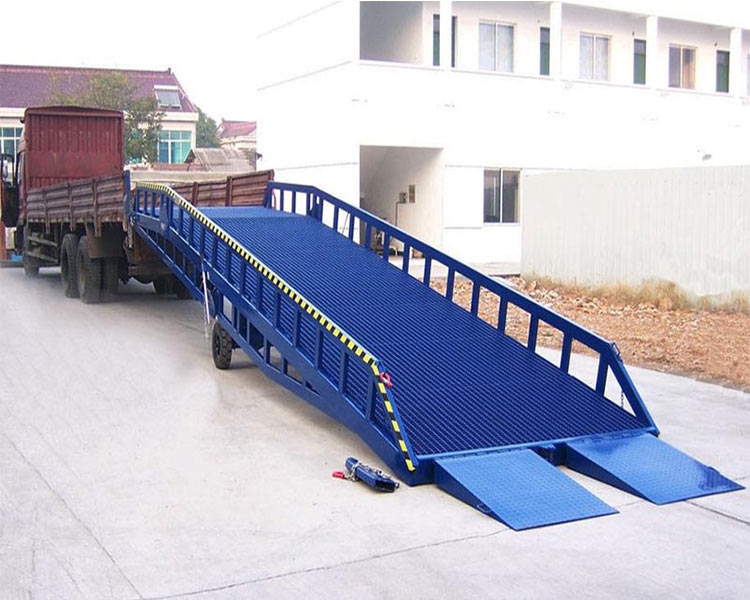 集裝箱登車(chē)橋